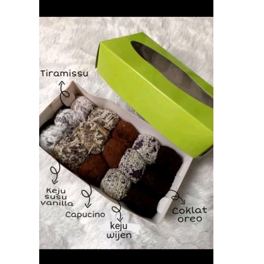

Mochi gemoy 1 box mix rasa
