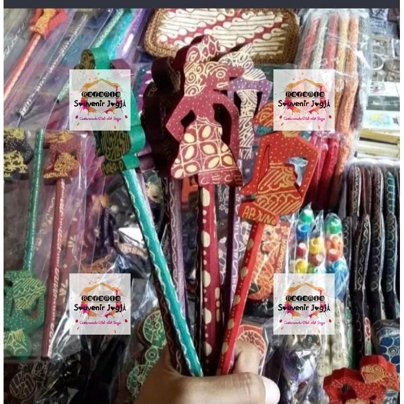

KODE W64C 4 pcs Pensil Batik Wayang khas Jogja Souvenir Indonesia