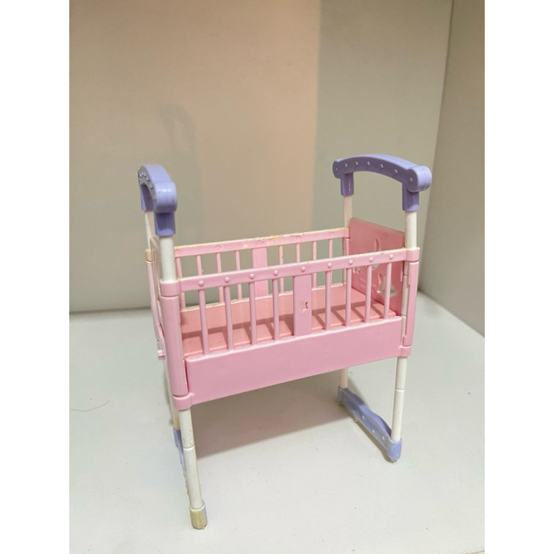 Barbie Happy Family Bed Time / Kasur Barbie Mattel