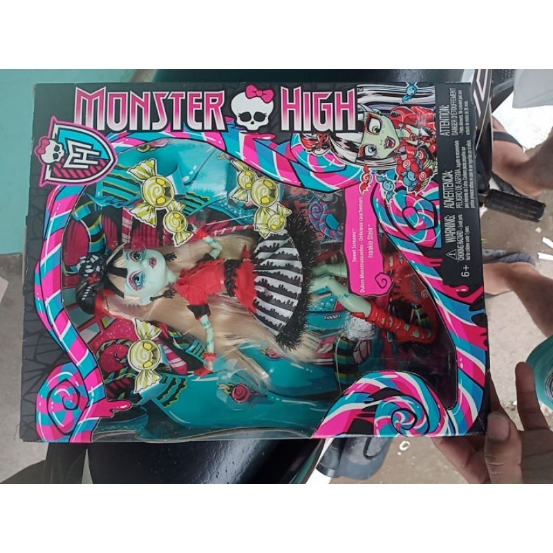 monster high sweet screams Frankie Stein 4 kali check out please read description