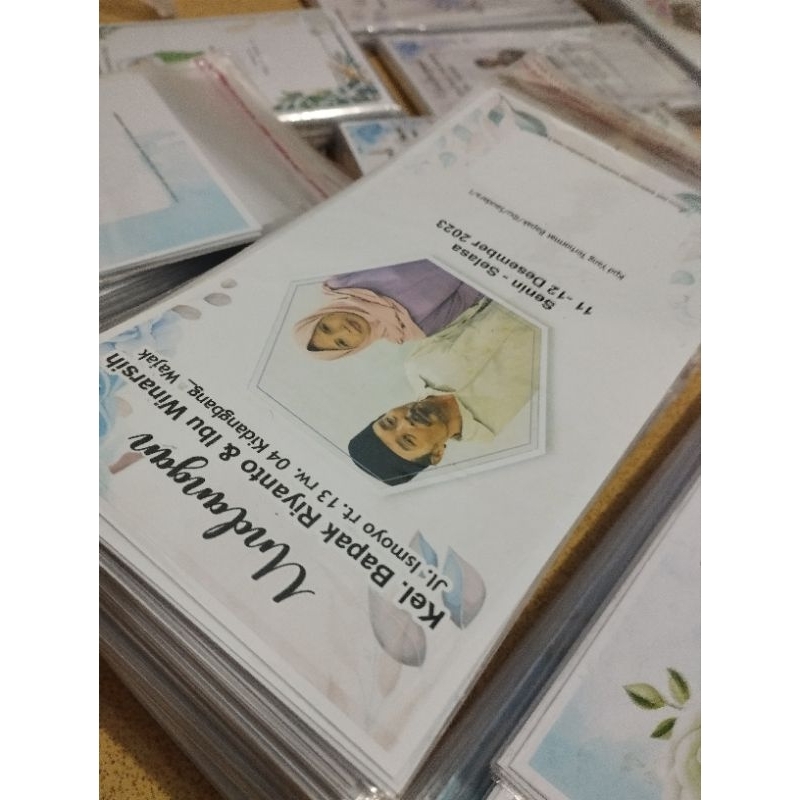 Undangan pernikahan untuk Orang tua dengan Foto 1 lembar bolak balik