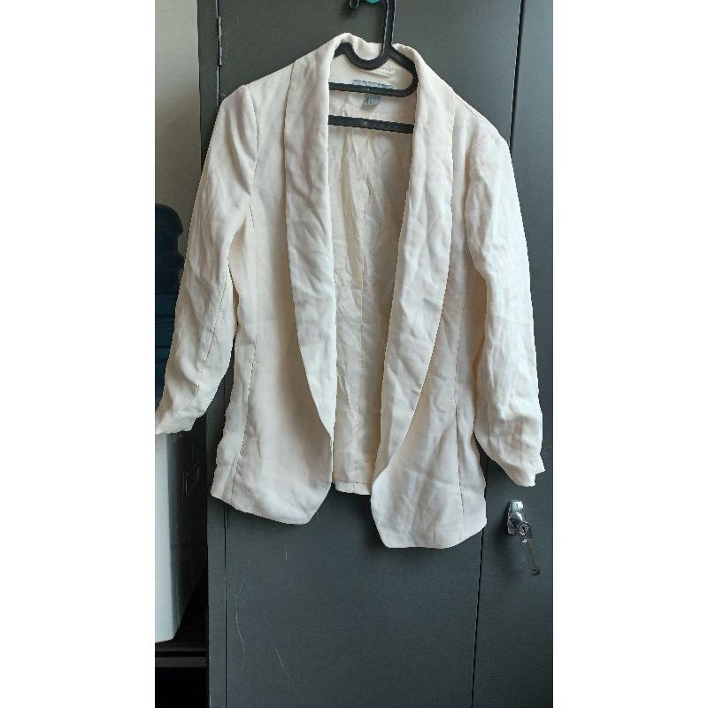 Blazer cream size S cantik