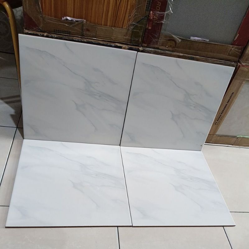 keramik mulia avon grey 40x40 kw A & kw C