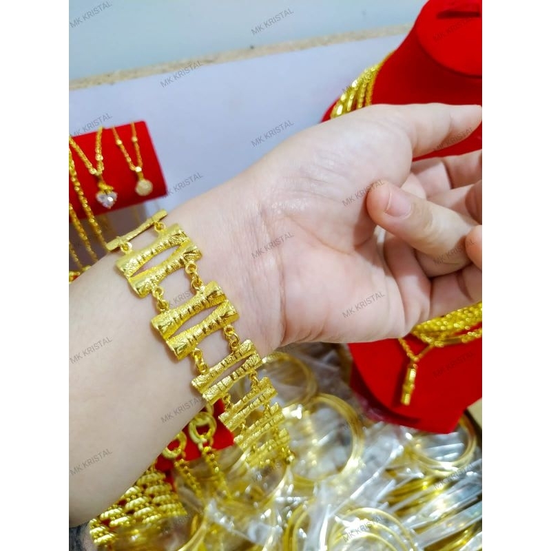 gelang lapisan kristal asli