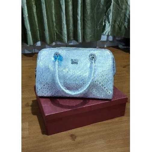 Guess Jordyn Satchel Tas Branded Wanita Original handbag aunthentic