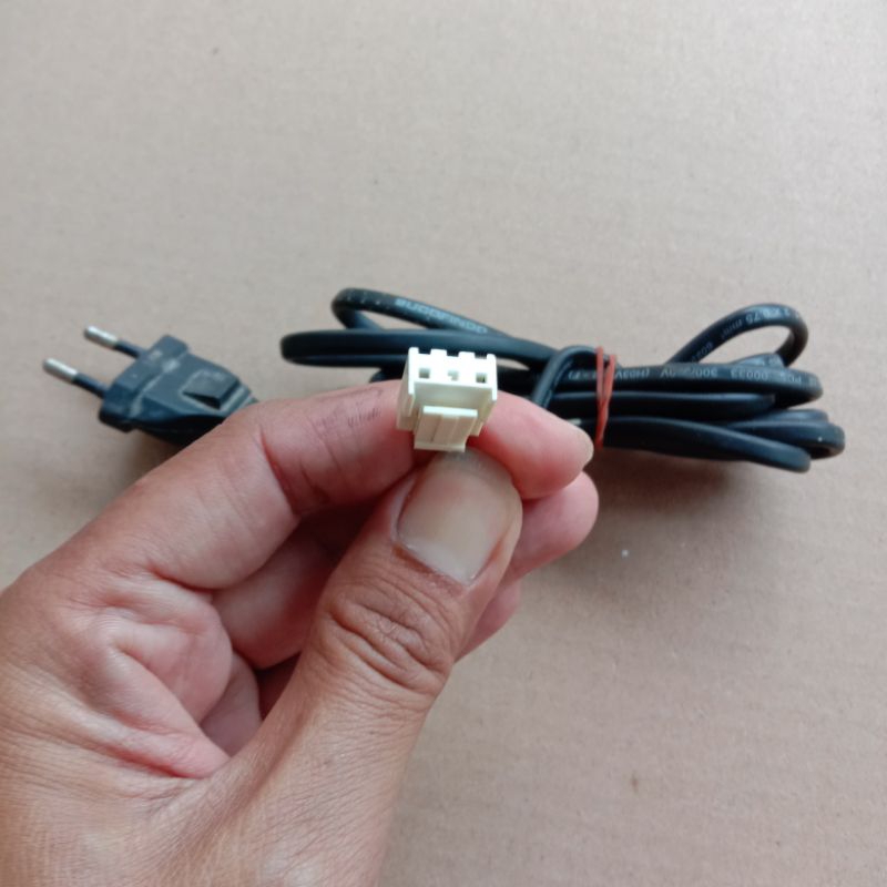 kabel colok universal tv POLYTRON harga 2biji tembaga besar bawa,an tv