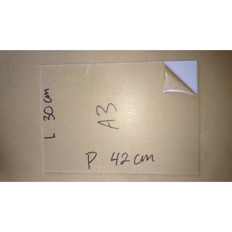 

Mika Akrilik A3 Tebal 2 Mm ART I3C3