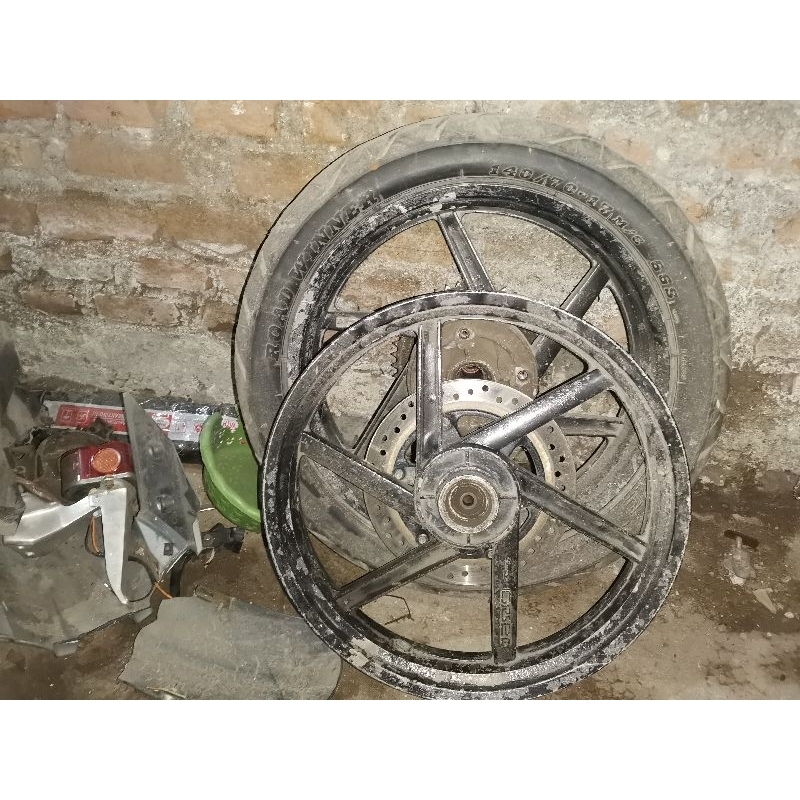 velg ring 17 tapak lebar Velg racing ring 17 tapak lebar roda motor tiger revo megapro verza gl