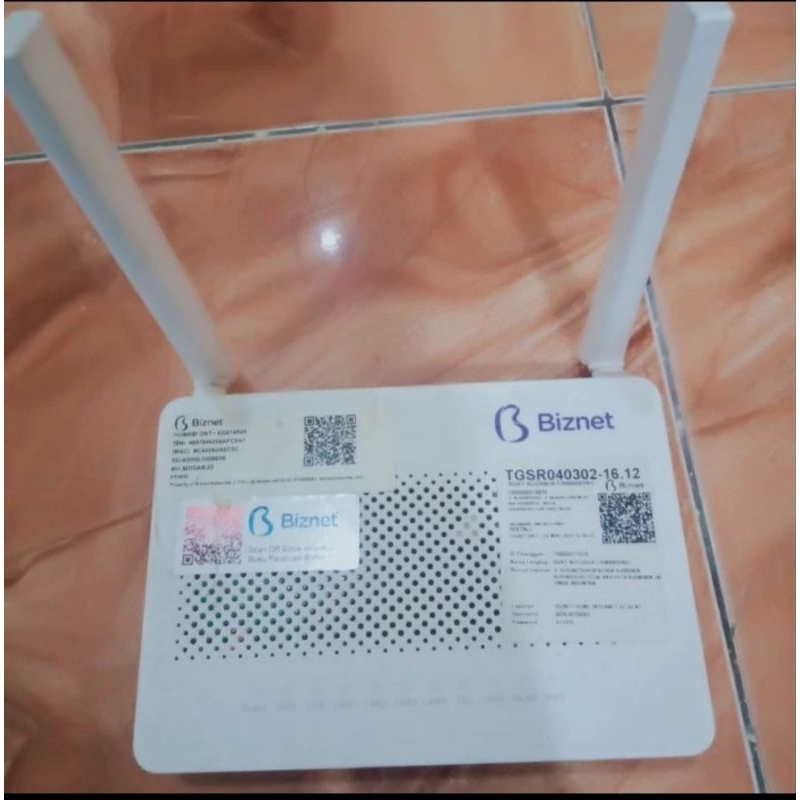 Huawei EG8145V5 Biznet dualband port ijo