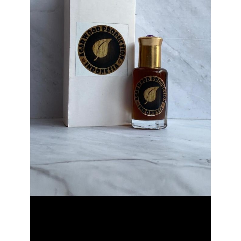 Minyak Gaharu Kalimantan