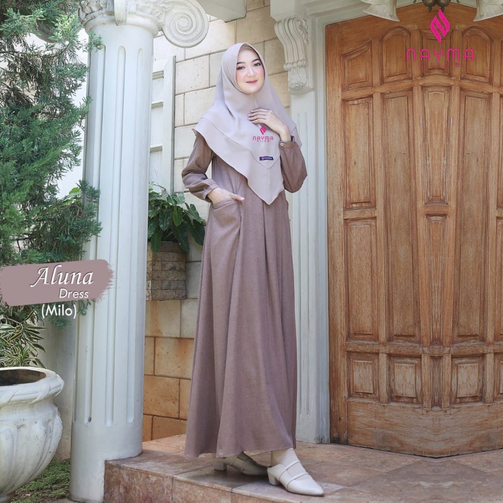 Aluna dress motif polos bahan katun madina adem lembut by Nayma hijab