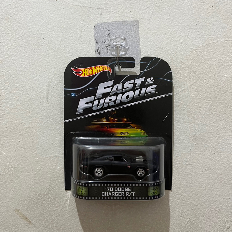 Hot Wheels Premium Retro 70 Dodge Charger R/T Fast and Furious (FREE PROTEK)