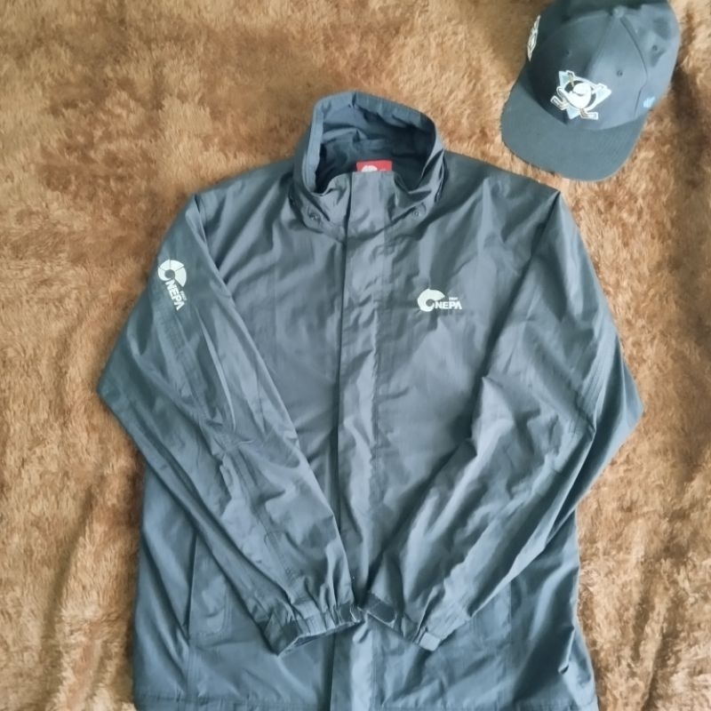 jacket gunung nepa