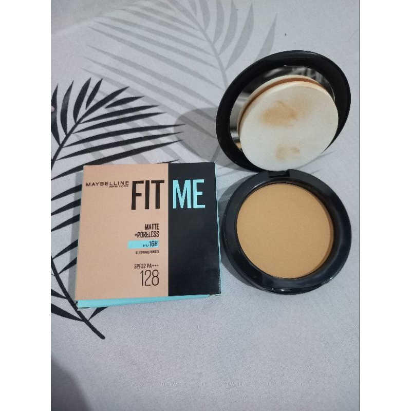 PRELOVED MAYBELLINE FIT ME BEDAK PADAT COMPACT POWDER