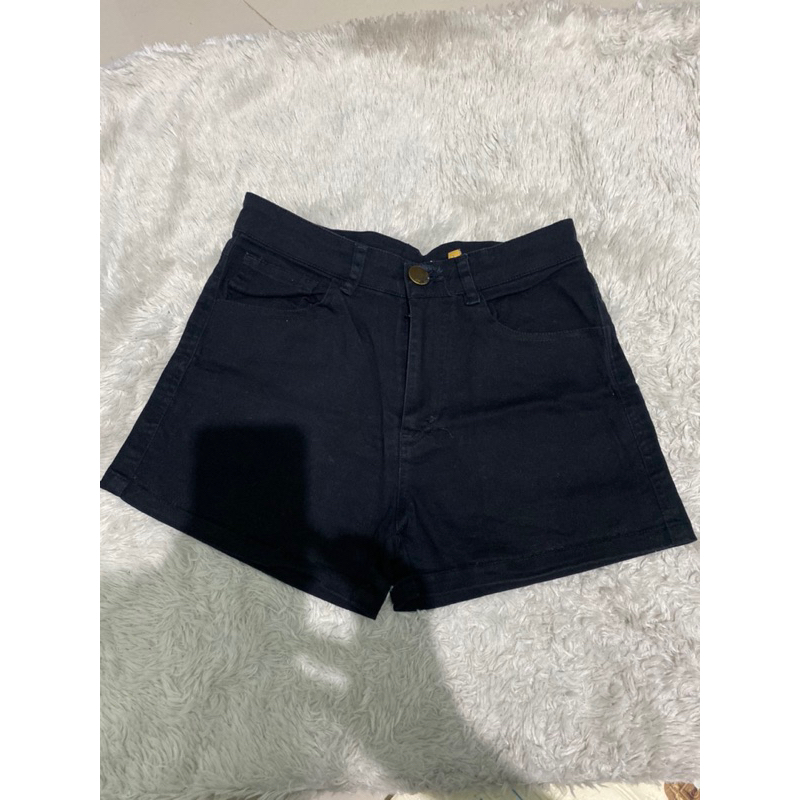 ADA Woman Celana Pendek