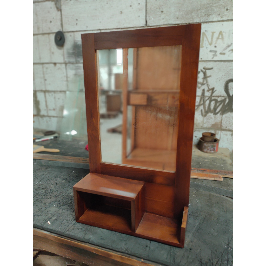 Rak Kaca Cermin Rias Gantung Dinding Tempat Kosmetik