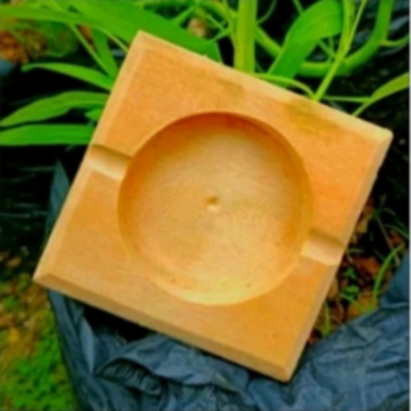 ASBAK/WADAH KUNTUNG ROKOK DARI BAHAN KAYU