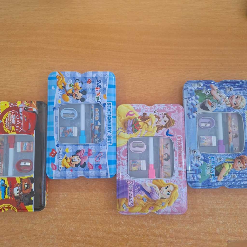 

Pensil Case Kaleng SET 369