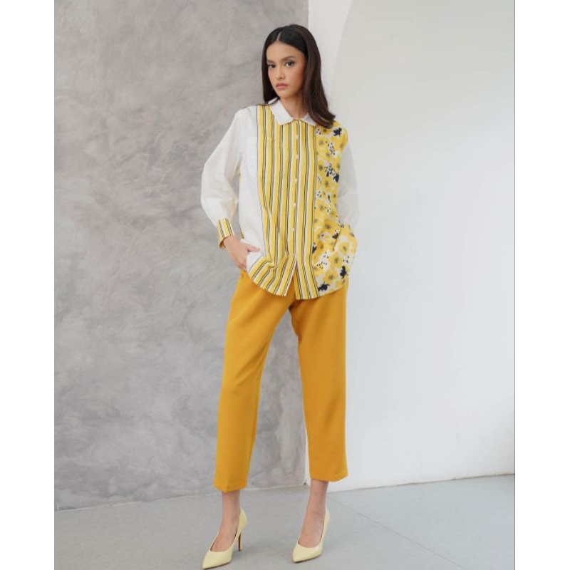 (NEW) Gaura top white Aleza Label