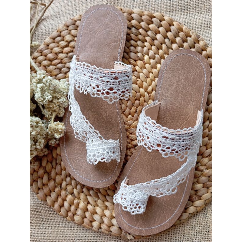 SANDAL LACE BRUKAT BW