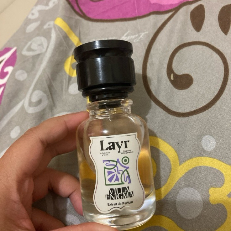 Parfume Layr (Villa Enigma)