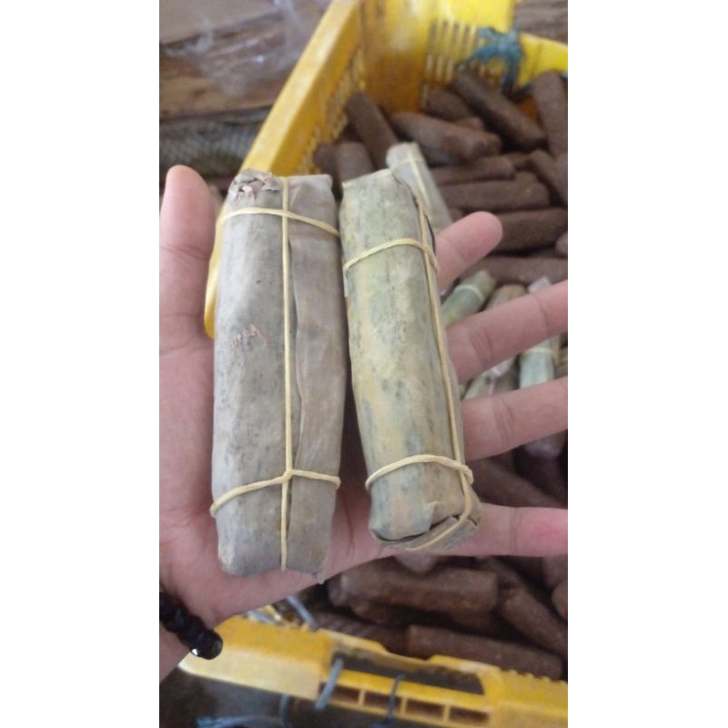 

terasi rebon 100g isi10pcs berat 1kg
