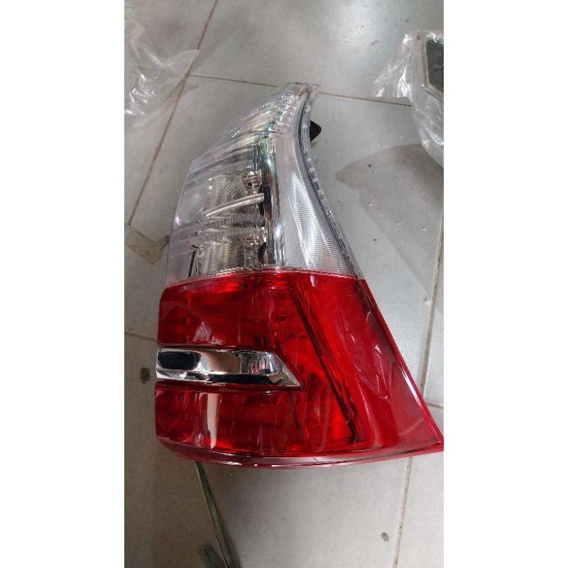 stoplamp avanza 2019 kanan