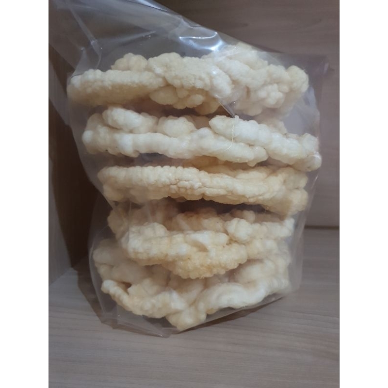 

KERUPUK BATOK / KERUPUK BADAK ISI 5 PCS IKAN TENGGIRI KHAS PALEMBANG