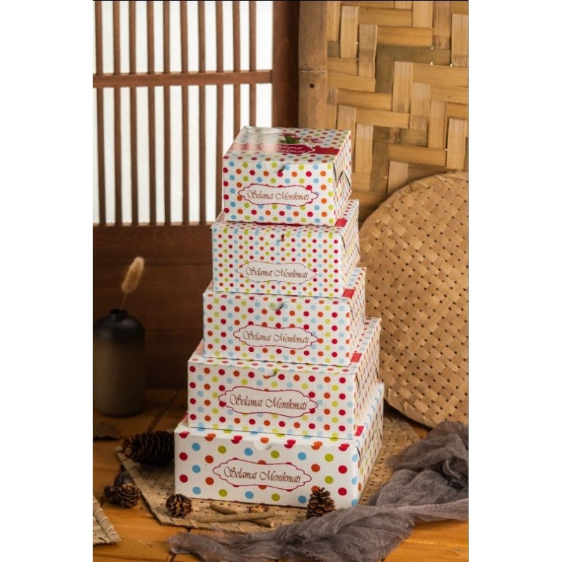 KOTAK SNACK BOX / KOTAK GS 18 x 18 / KOTAK MARTABAK / KOTAK KUE / DUS KUE / KOTAK KUE / KOTAK BOX / 