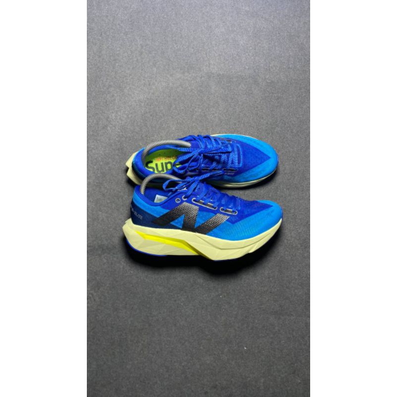 NB SC ELITE V4 SKY BLUE BLACK LEMON