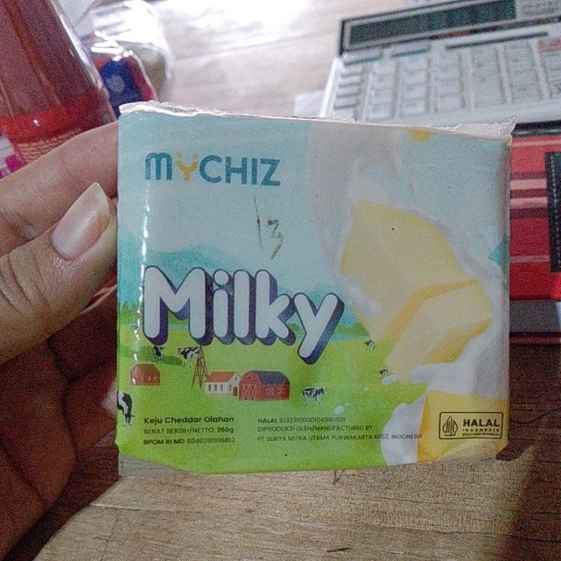 

Keju Cheddar Mychiz Milky 250gr