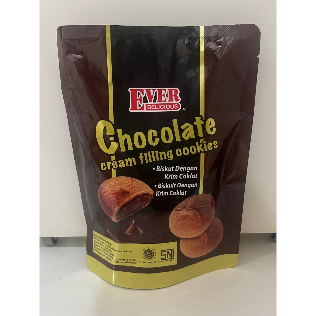 

Ever Delicious Chocolate Cream Filling Cookies / Biskuit Krim Coklat 150 gr