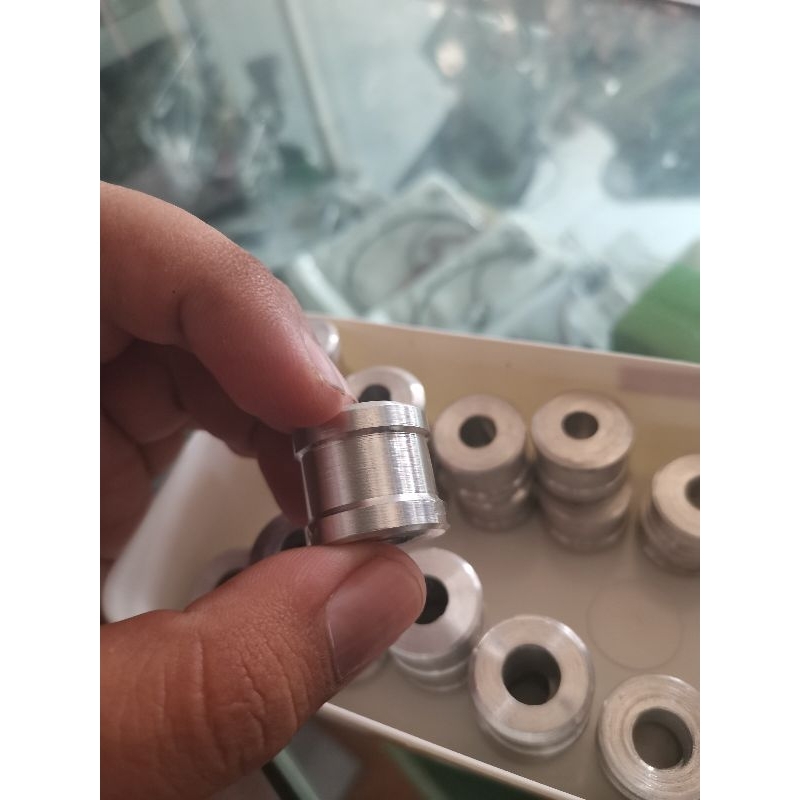 Bushing Bosh spacer kaliper baut