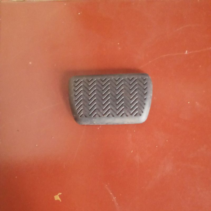 karet pedal rem Toyota Inova (matic)
