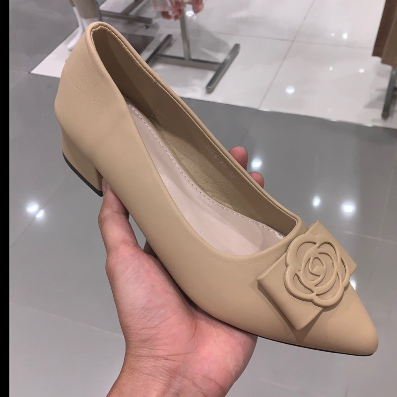 laviola sepatu formal wanita original matahari