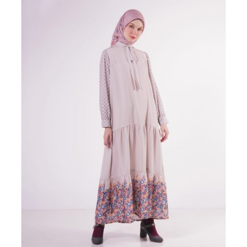 (NEW) Winnie dress sand aleza label