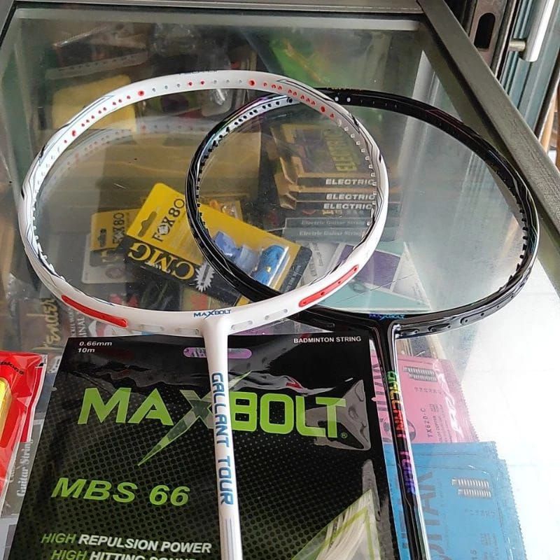 raket badminton maxbolt orginal gallant tour raket original maxbolt galant tout 43lbs
