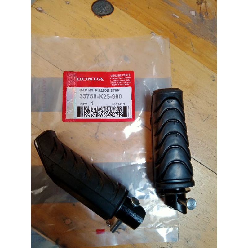 foostep pijakan kaki belakang Honda beat fi beat street Revo absolute blade