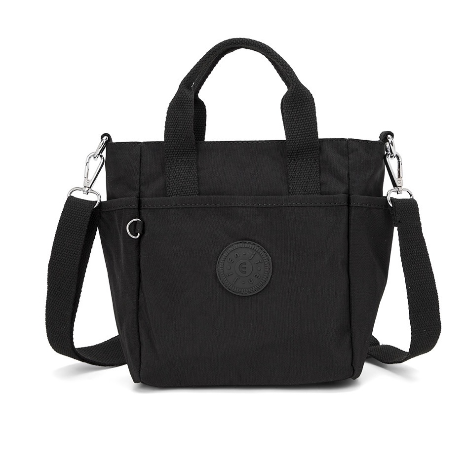 Paling Diminati Enji Daerin Handbag  Black