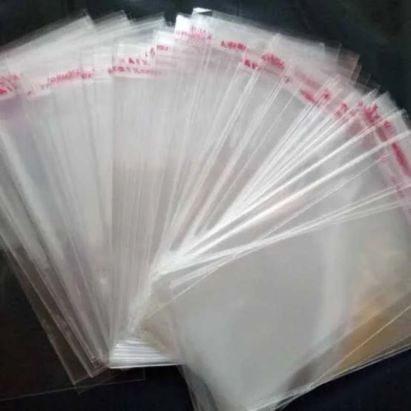 

Plastik ukuran 7x15cm untuk uang