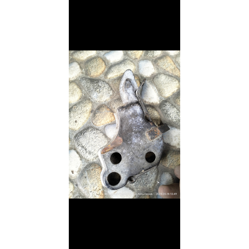 Cover pompa oli satria 2 tak hiu original copotan