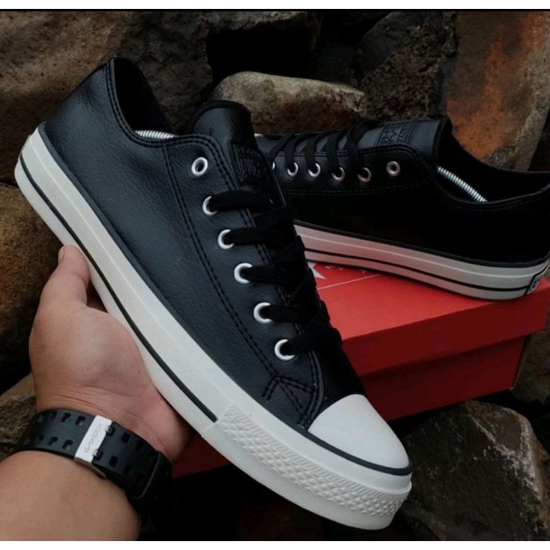 sepatu CONVERSE 70s pendek KULIT PVC hitam putih SNEAKER pria dan wanita