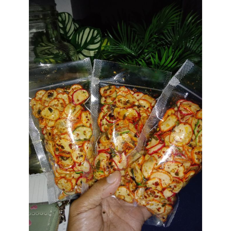 

kurupuk sebring pedas daunjeruk gurih cikur kriuk 10000 dapet 3pcs terlaris