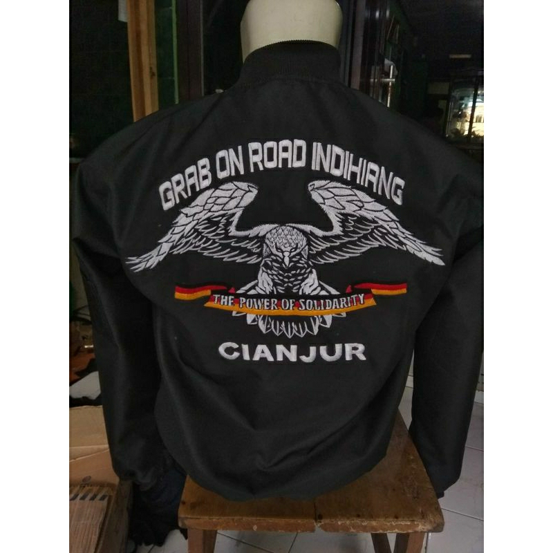 Jaket Motor  - Jaket Bomber club Motor ( GBR ) Grab on Road Sablon & Bordir