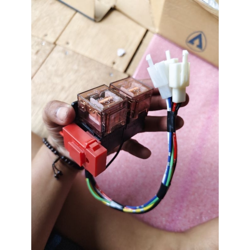 Relay set biled