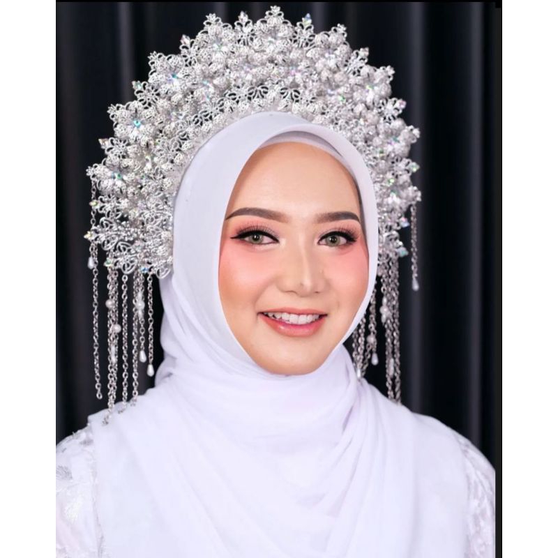 Sunting Mahkota Melayu, Mahkota pengantin, Mahkota adat Melayu