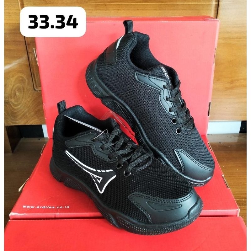 (WAJIB TANYA STOK) Sepatu anak ardiles size 33,34