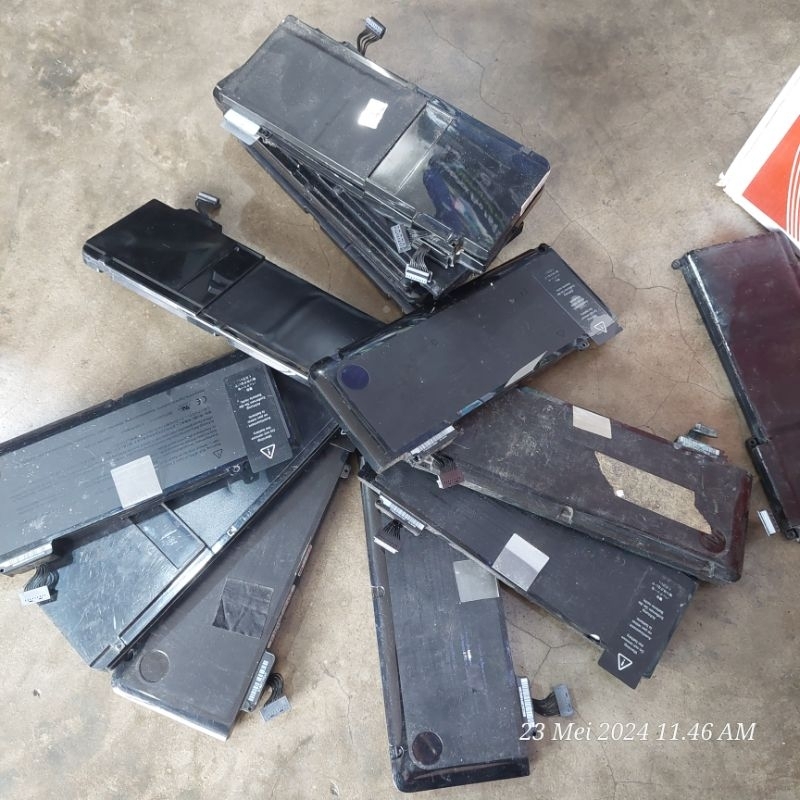 baterai bekas MacBook rusak li ion Polymer