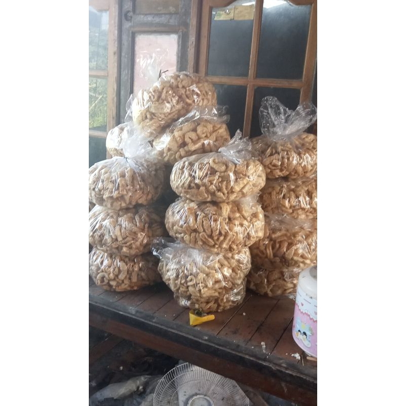 

KRUPUK KULIT BABI