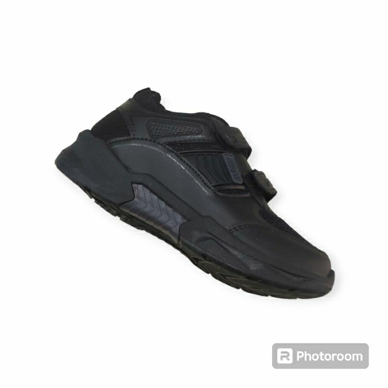 Sepatu Sekolah Anak
